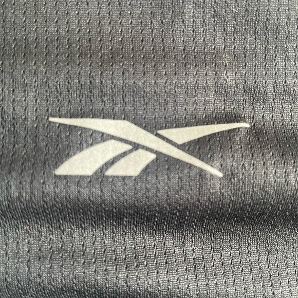 Reebok Black Running Speedwick T-shirt Size Small - Picture 6 of 6